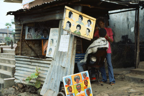 Drehort Friseur in Sierra Leone